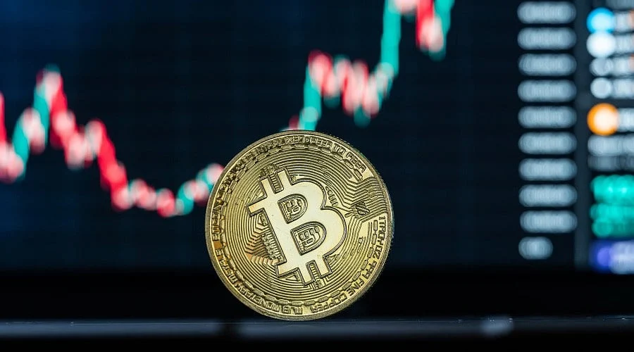 Bitcoin Inflow Rises as USD 550M Tether Frozen and ETH Staking Grows