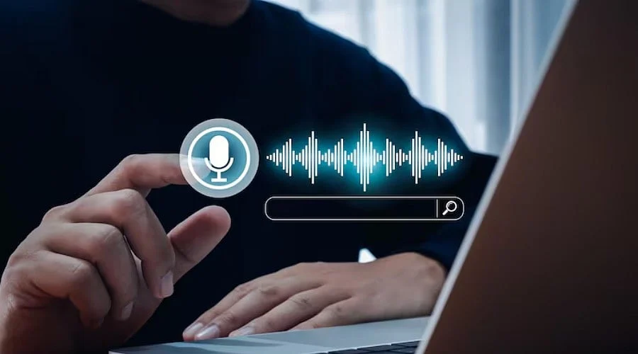 Exploring AI Voice Generators: Uses, Advantages, and Dangers