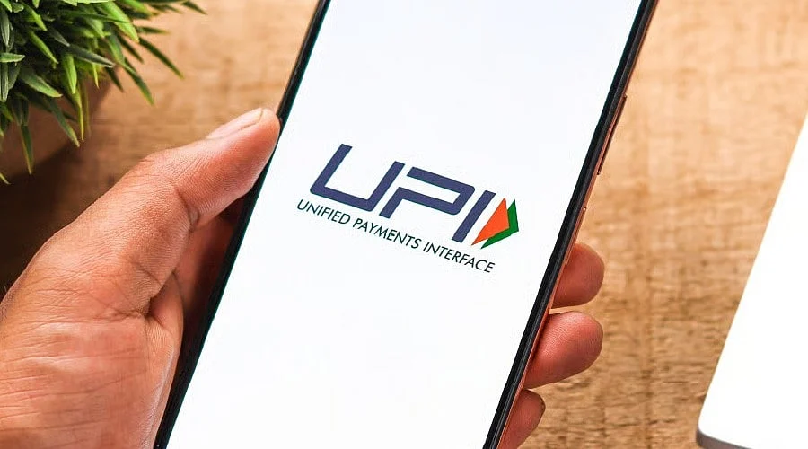 Mobile retailers threaten to drop UPI payments October 2 over MDR fees