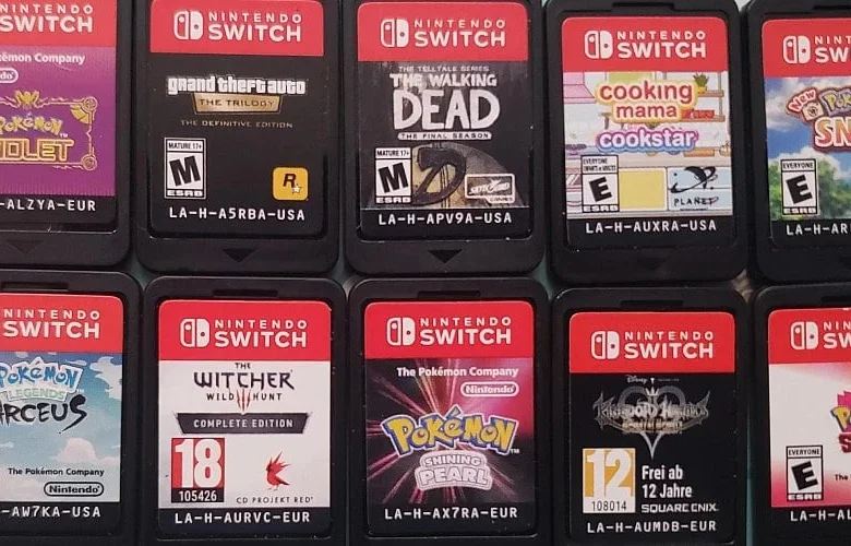 Physical vs Digital Games: Which Format is Better for Gamers?