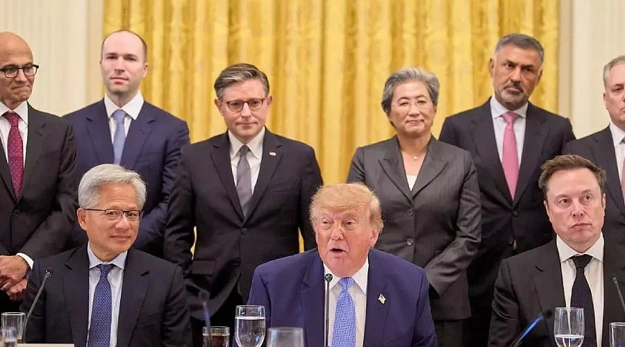 Trump and Tech CEOs Discuss AI Safety and Super Intelligence
