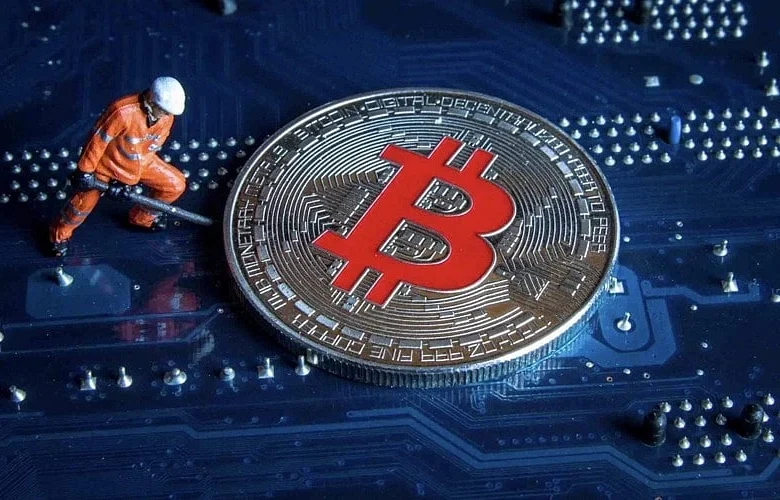 Bitcoin Miners Pivot to AI, Idling USD 1.5B in Gear