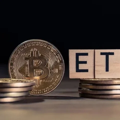Bitcoin Nears $86K Amid Slower ETFs and CFTC Focus