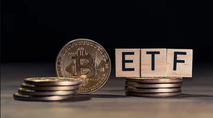 Bitcoin Nears $86K Amid Slower ETFs and CFTC Focus