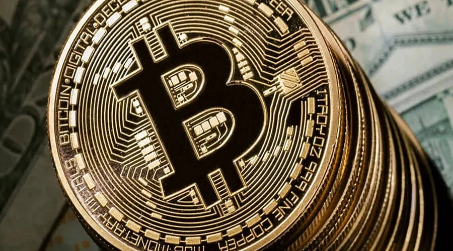 Bitcoin Tests $84,000 Support Following Weak U.S. Jobs Data