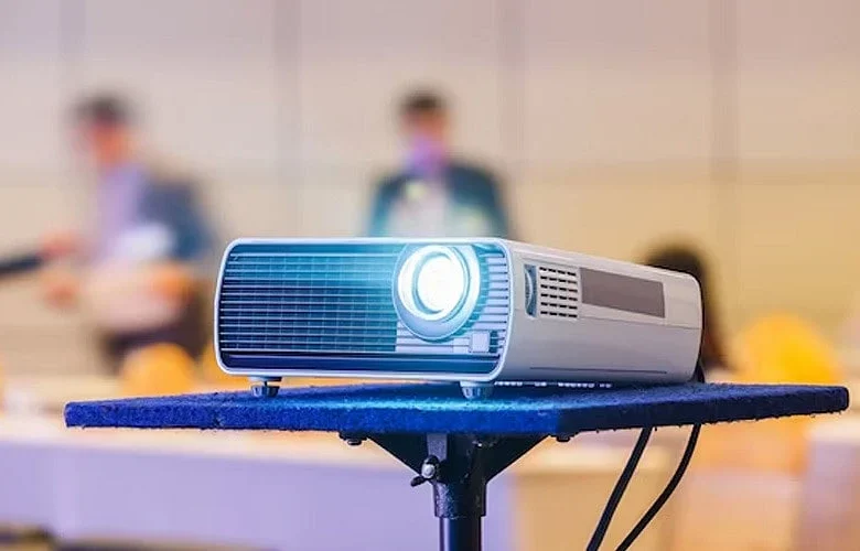 Comparing Home Entertainment Displays: Televisions Versus Projectors in 2026