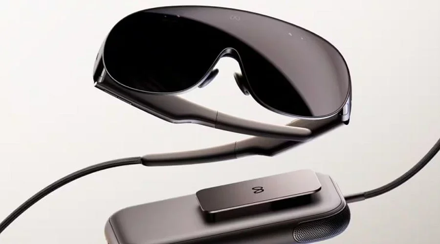 Comparing Meta Smart Glasses and VR Headsets: Features and Uses