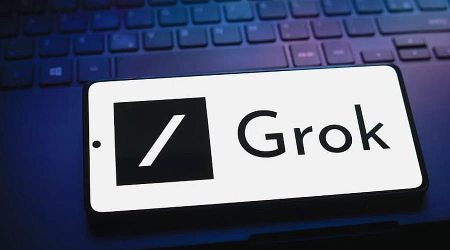 Grok AI Chatbot: Capabilities, Applications and Unique Traits