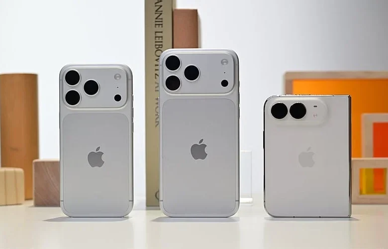 iPhone 18 Pro vs. iPhone Duo: 7 Key Buying Considerations