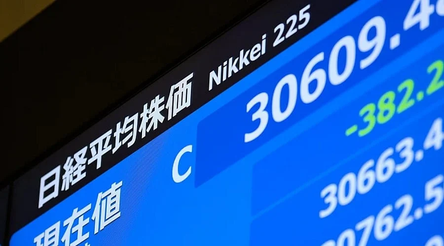 Japan's Nikkei Climbs to 70,000 on 2.53% AI Stock Rally