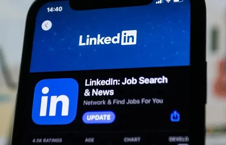 Leveraging LinkedIn for Personal Branding and Career Growth