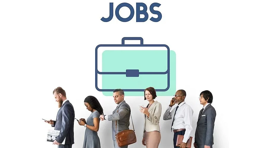 Navigating the 2027 Tech Job Market: Most Sought-After Skills and Roles