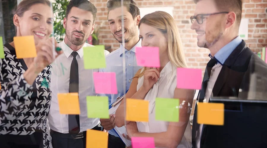 Seven Daily Practices of Strategic Thinkers for Better Decisions