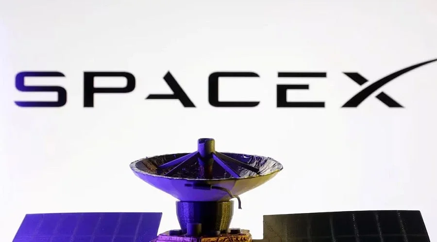SpaceX’s $8B Spectrum Deal Alarms US Telecom Giants
