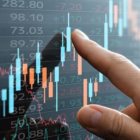 US Equity Futures Climb as Crude Slips Ahead of Jobs Data