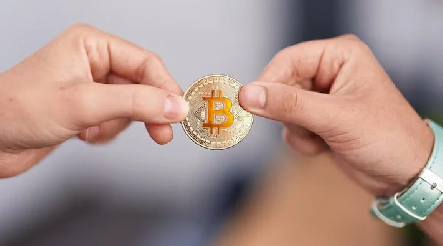 US Government Moves $103 Million in Bitcoin and BNB as BTC Tests $83K