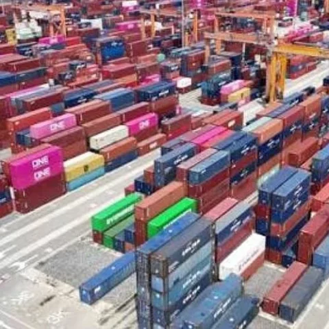 US Trade Deficit Hits USD 105.6 Billion Due to Oil, Chips